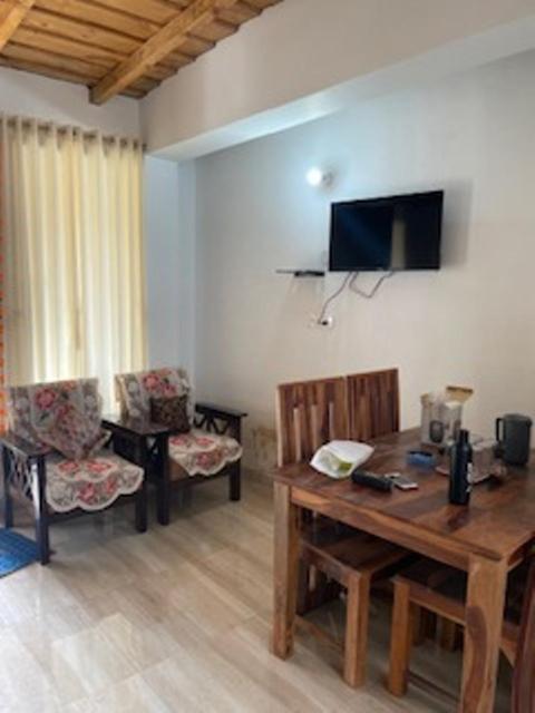 Kafal Tree Home Stay - Pet Friendly Bhowali Exterior photo